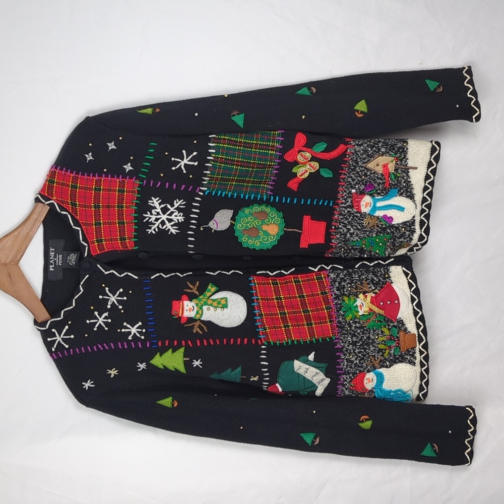 CHRISTMAS Planet & Company Black Red Button Front Holiday Sweater
